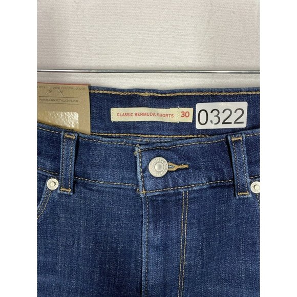 Levi’s Womens Classic Bermuda Short Mid Rise Stretch Fabric Size 10/30 Dark Blue - Picture 6 of 11